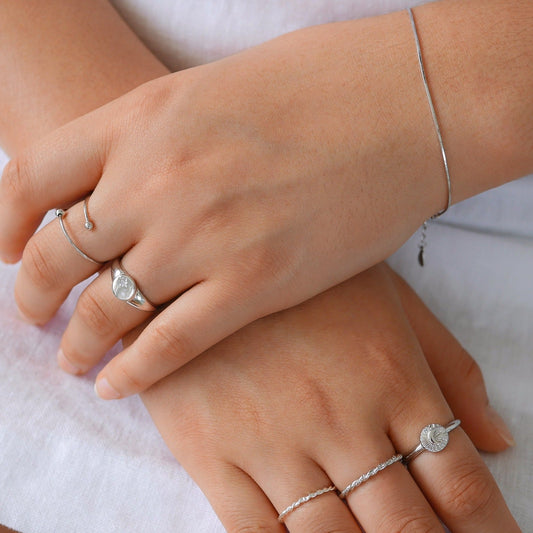 Star Signet Ring Silver